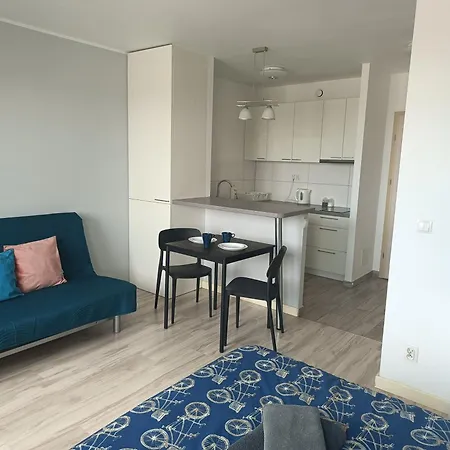 Good Night In Apartman