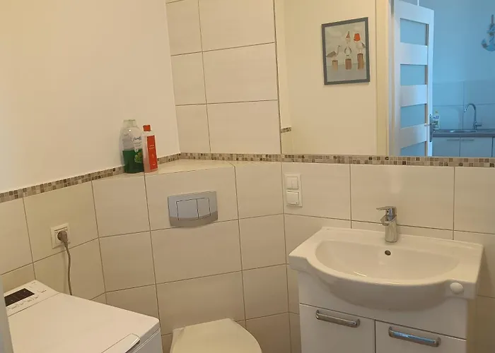 Good Night In Apartament